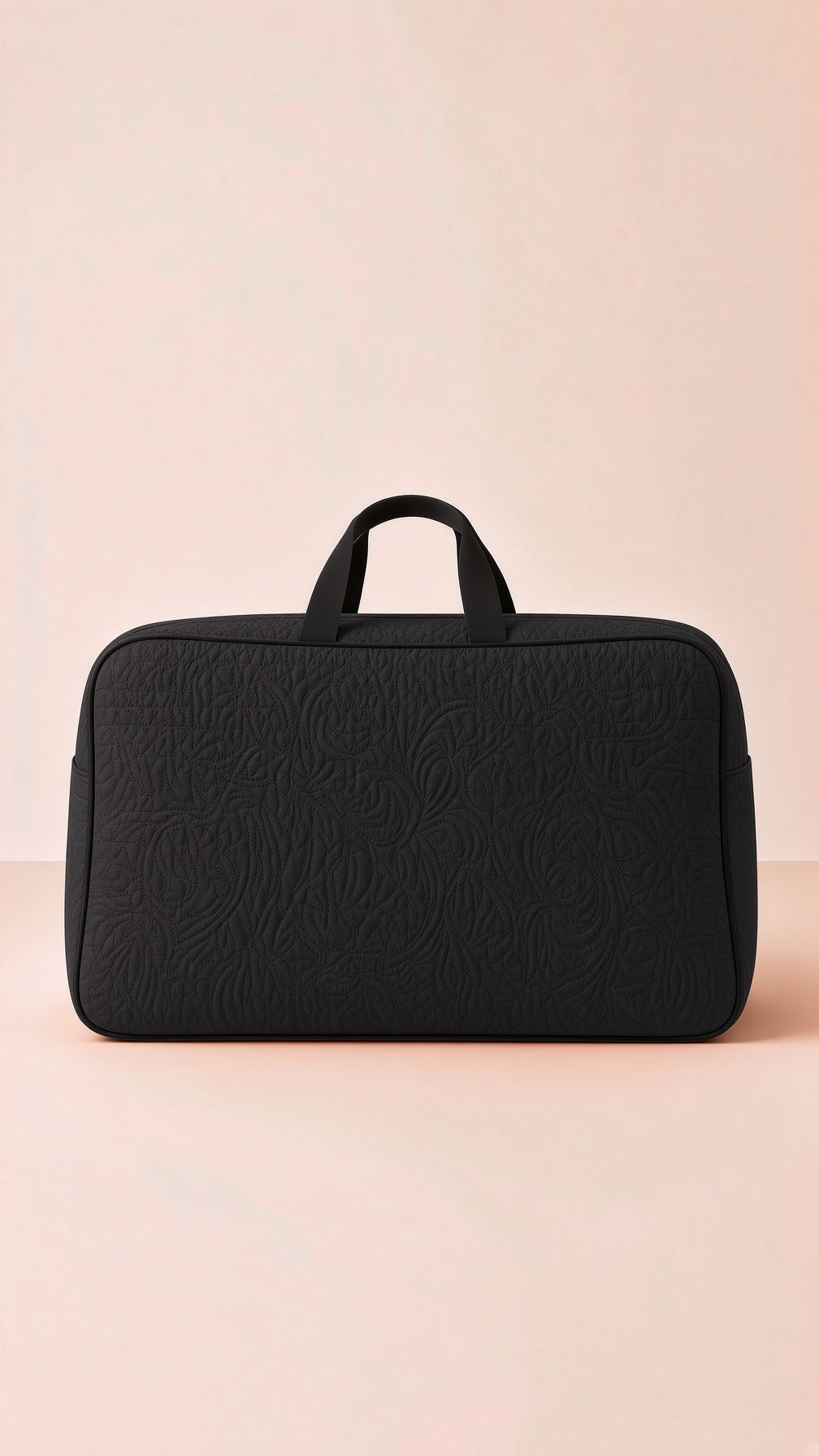 Signature Quilted Travel Bag (3/13) - Stylish storage & organizer for essentials.